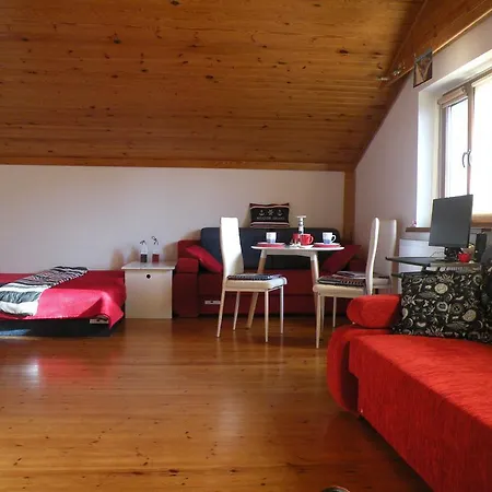 Goscinne Liv Marina ウストカ