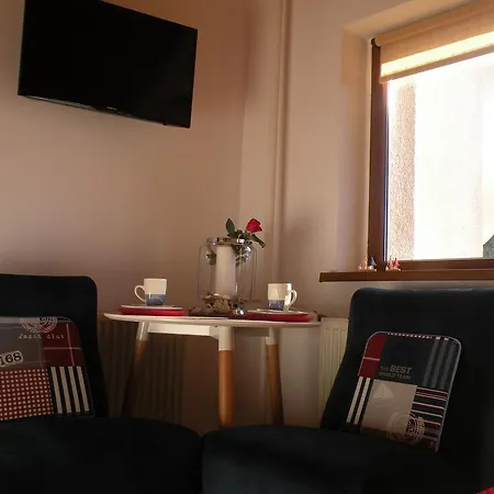 Goscinne Liv Marina * ウストカ