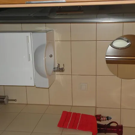 Goscinne Liv Marina Проживание в семье