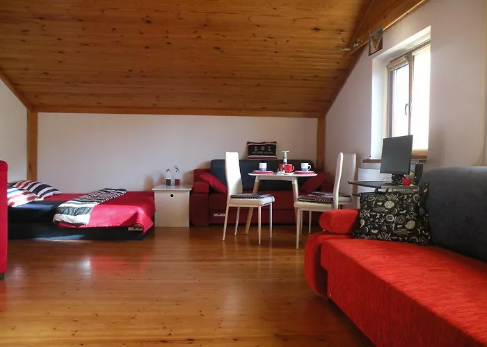 Goscinne Liv Marina Устка