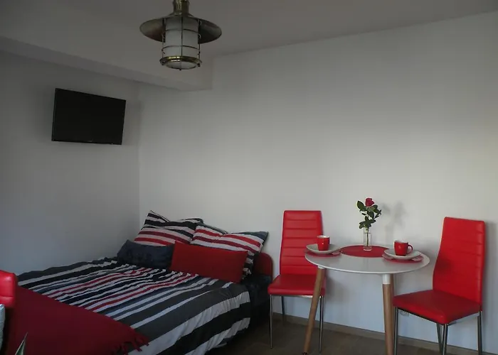 ホームステイ Goscinne Liv Marina